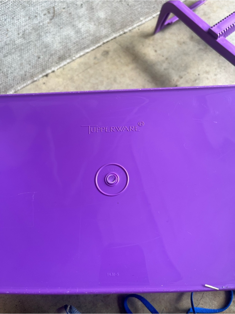 VTG Tupperware 1431 Stow N Go Carry All Tote Purple Tropical Water Made USA - Picture 5 of 5